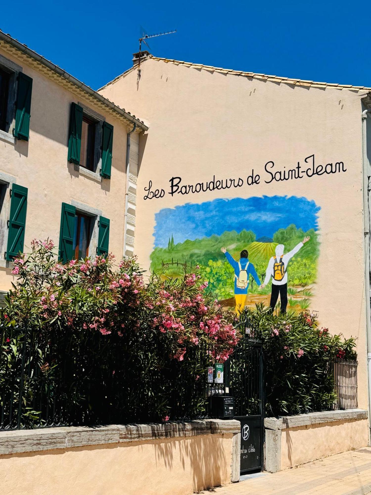 לינה וארוחת בוקר Les Baroudeurs De Saint Jean מראה חיצוני תמונה